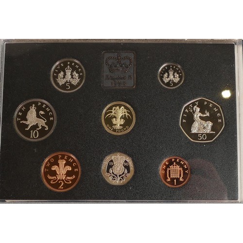 657 - A collection of United Kingdom proof coin sets by Royal mint. Comprising of 1983 x 2, 1984 x 2, 1985... 