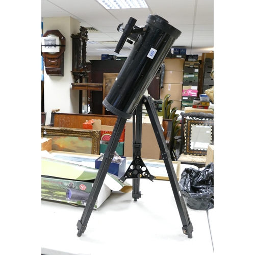 Tasco Large Telescope with matching tripod