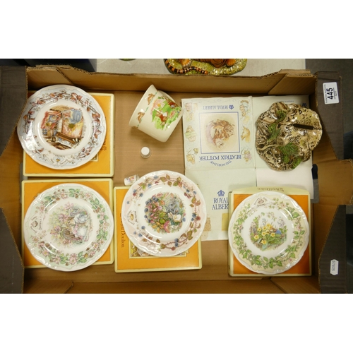 445 - A mixed collection of items to include Royal Doulton Brambly Hedge Seasons Place Set, Stump Money Bo... 