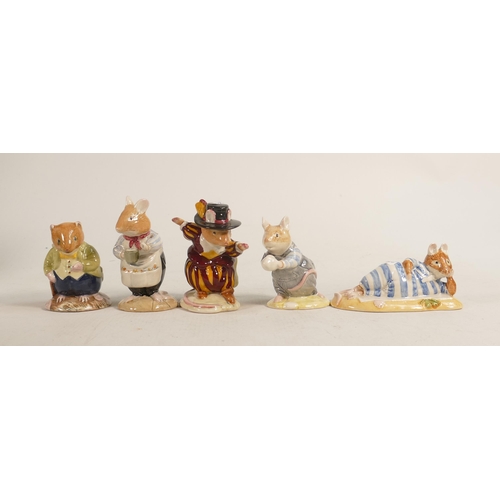 450 - Royal Doulton Brambly Hedge Figures Old Vole, Wilfred Entertains, Mr Salt Apple, Mr Apple & Teasel(5... 