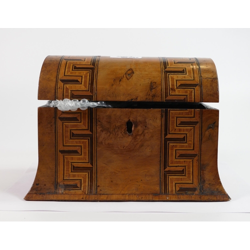 651 - Victorian walnut tea caddy with Tunbridge parquetry decoration: Measures 22.5cm wide, complete with ... 