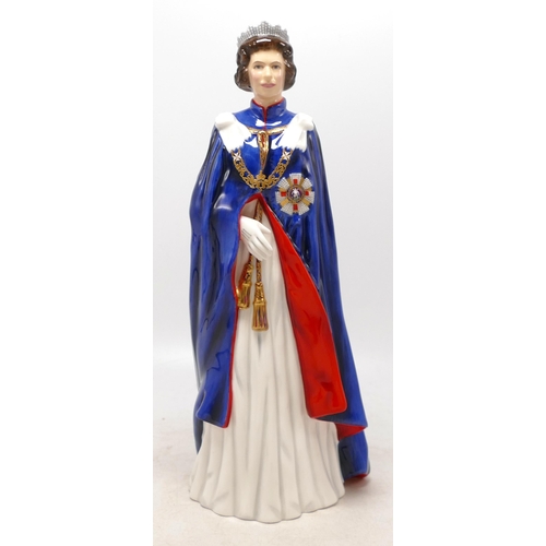 327 - Royal Doulton figure Queen Elizabeth II , Hn2878, with cert