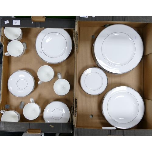 465 - Wedgwood Waterford Kilbarry Platinium Patterned Tea & Dinnerware (36 pieces in 2 trays)