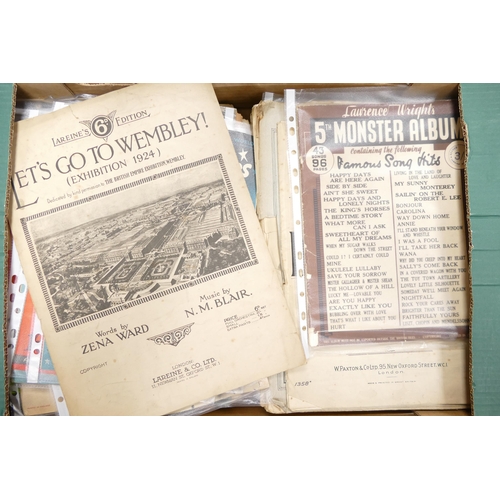 511 - Large quantity of old sheet music appearing to date to the 1920's - 30's - Some hundreds of items.