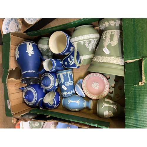 117 - A large collection of Wedgwood items to include Blue dip Jasper tea service, pink jasper ware pin di... 