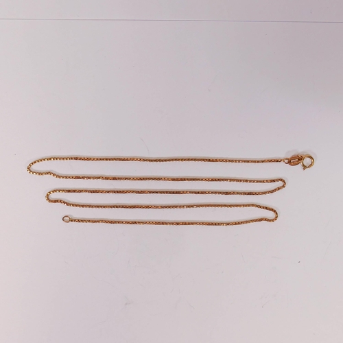 738 - 9ct gold box link chain, 56cm long, weight 3.42g.