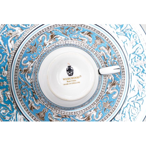 646 - Wedgwood Florentine tea and dinner ware to include 8 dinner plates, 8 salad plates, 2 side plates, 8... 