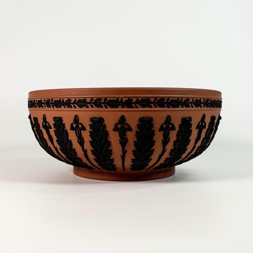 665 - Wedgwood black on terracotta footed Acanthus leaf bowl, some lime scale staining to inside, diameter... 