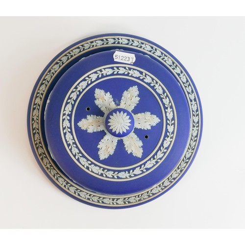 671 - Wedgwood dip blue cheese dish & cover, diameter of plate 23.5cm, height 12cm