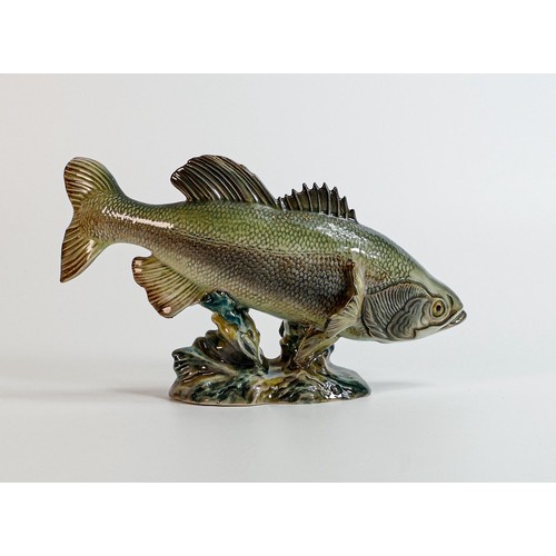 718 - Beswick model large mouthed Black Bass on base 1266