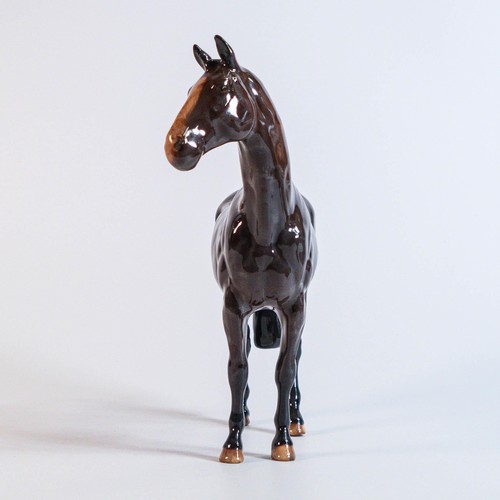 830 - Beswick Hunter horse 