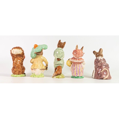 889 - Five Beswick large size gold limited edition Beatrix Potter figures to include Hunca Munca Sweeping,... 