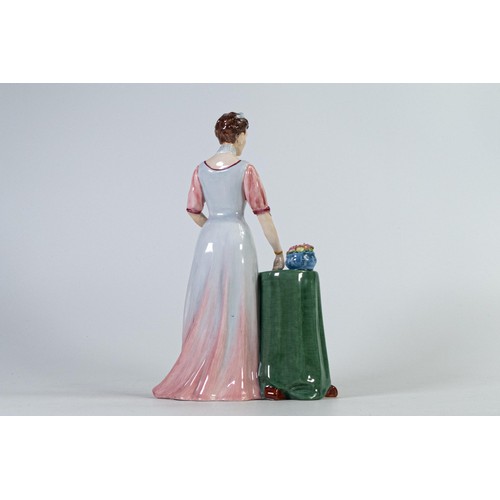 1044 - Royal Doulton prototype figure Queen Mary HN4900, painted in a different colourway, marked sample wi... 