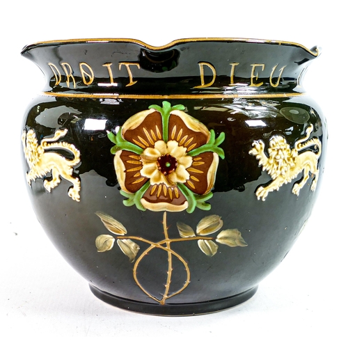 1451 - Early 20th century Earthenware 