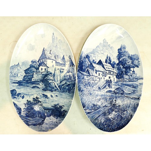 1493 - Two large Villeroy & Boch Dresden early 20th century oval blue and white chargers with Bavarian moun... 