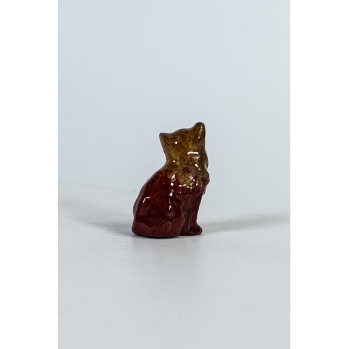 1509 - Bernard Moore mottled Flambe model of a seated cat, h.5.25cm.