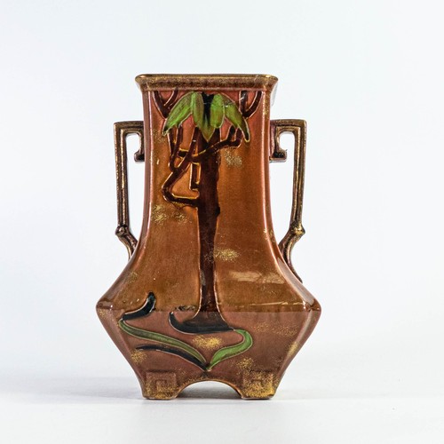 1585 - Thomas Forester Art Nouveau gilded Majolica vase c.1920. Height 23.5cm Restoration to top rim, plus ... 