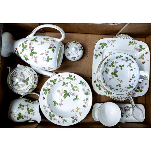 1760 - A large collection of Wedgwood Wild Strawberry pattern tea & dinner ware to include - tea & coffee p... 