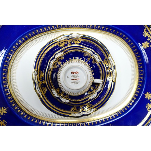 1783 - Extensive Spode Royal Lancaster pattern dinner service R8950, cobalt blue with finest gilt decoratio... 