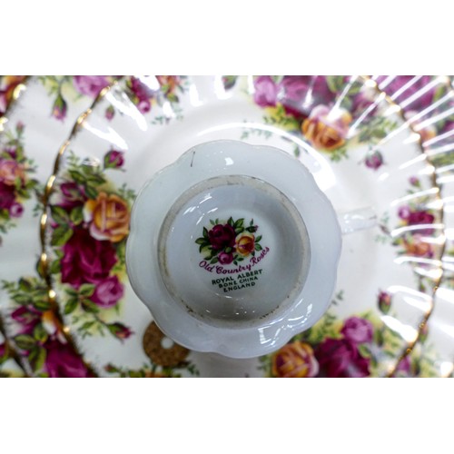 1785 - Collection of Royal Albert 'Old County Roses' pattern tea and coffee ware items to include - tea pot... 