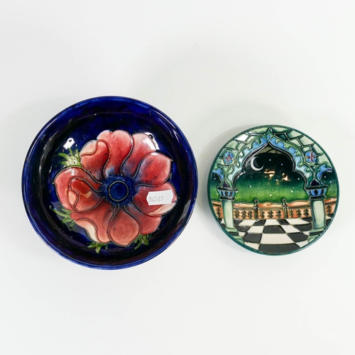 104 - A Moorcroft Jumeirah pattern pin dish , dated 1999 together with Clematis footed bowl on blue ground... 