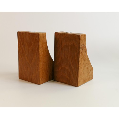 2052 - Robert Thompson (1876-1955), Mouseman pair of oak bookends, c1980s, h.15 x w.9 x d.9cm. (2)