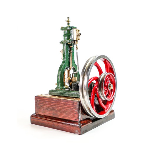 2238 - Antique large Stationary Live Steam Pump, height 31cm