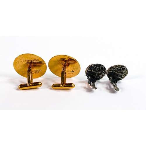 2253 - Pair of Wedgwood Jasper ware gentleman's gold plated ship cufflinks together with a pair of Silver R... 