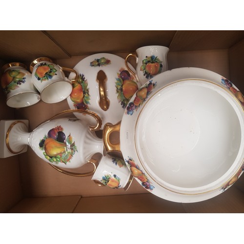 36 - A collection of heritage Bone China Items to include large lidded tureen, vase & mugs