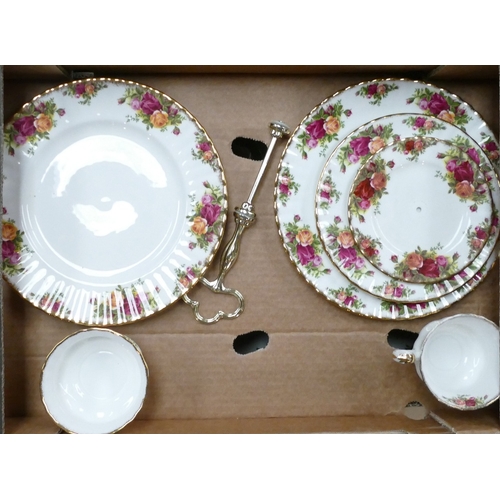 1802 - A very large collection of Royal Albert Old Country Roses tea and dinner ware to include - lidded tu... 