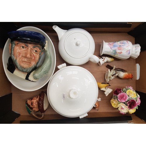 370K - A mixed collection of items to include Wedgwood lidded tureen, Royal Doulton character jugs, Aynsley... 