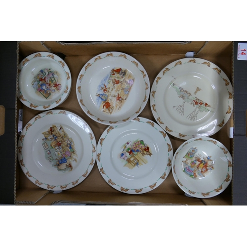 14 - Collection of Royal Doulton Bunnykins plates and bowls to include baby plate