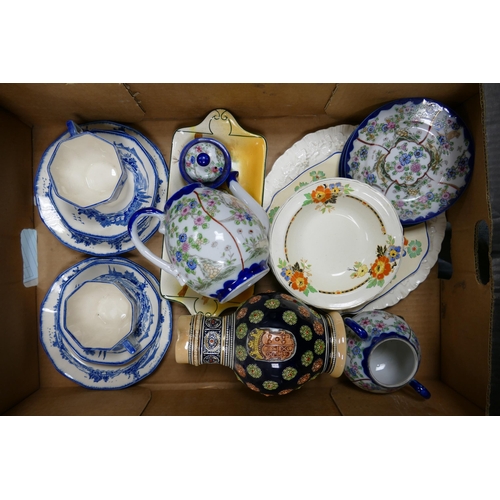 28 - mixed collections of ceramic items to include royal doulton trios continental stone wear glass, quee... 