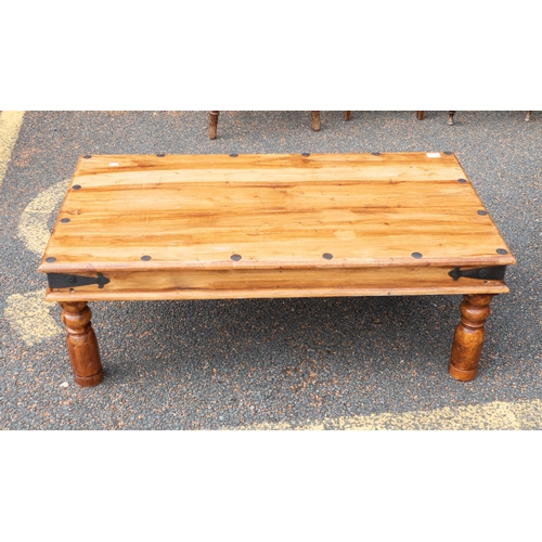 648 - Modern Banana Wood Coffee Table, length 110cm, width 60cm & height 40cm