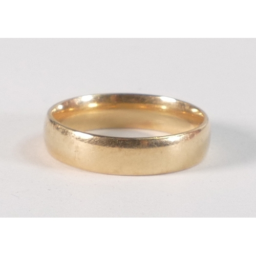 789 - 9ct gold wedding ring, size L,2.6g.