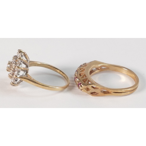 801 - Two 9ct gold rings, one cluster ring, size H,2.5g and the other set with pink stones, size L,2.9g. (... 