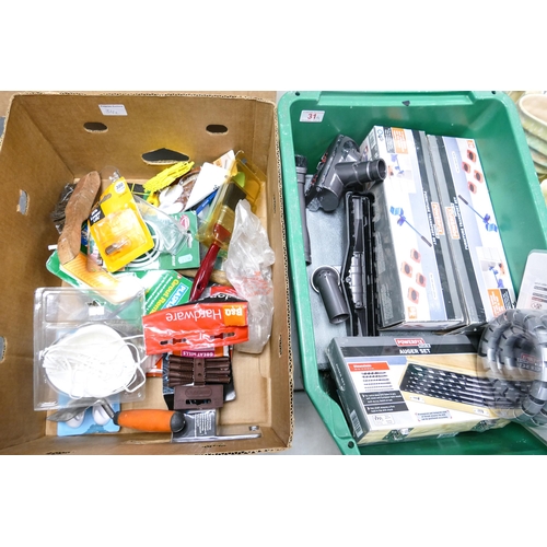 31 - A collection of DIY Tools & Accessories including Furniture transport sets, Auger sets, Dyson hoover... 