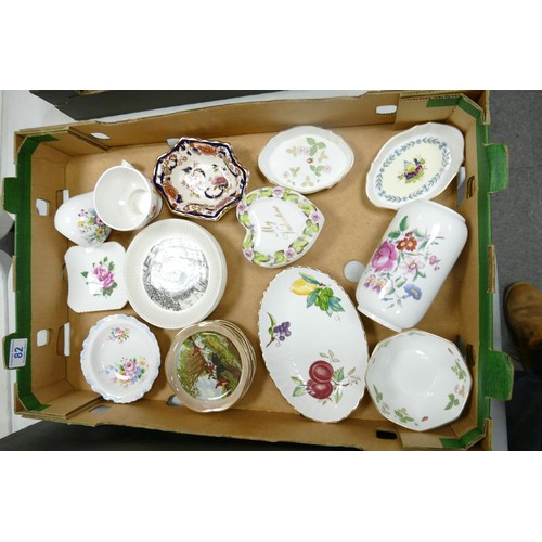 82 - A mixed collection of items to include Royal Albert & Wedgwood Pin Dishes, Coalport vases, Wedgwood ... 