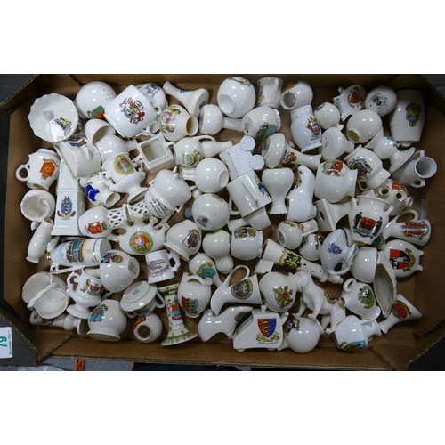 79 - A mixed collection of items to include Goss , Arcadian & Similar Crested Ware