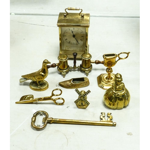 485 - A mixed collection of brass items to include Candlestick, Carriage Clock, Condiment set etc