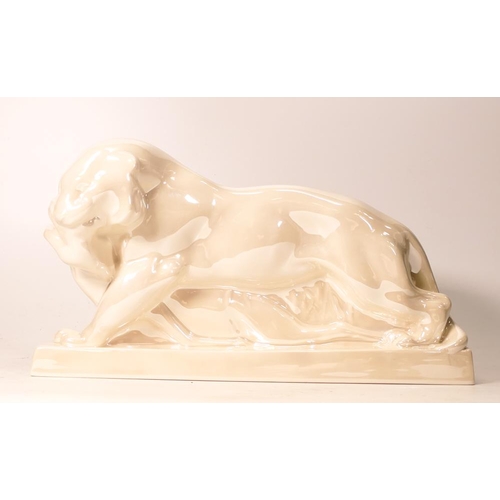 95 - Later Wedgwood Escape (Tiger and Buck) Pottery figure designed by John Skeaping, length 33cm