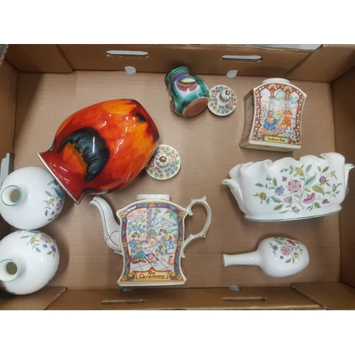 277 - A mixed collection of ceramic items to include Sadler tea pot and tea caddy, poole pottery vase and ... 