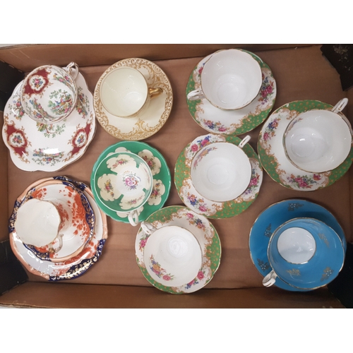 455 - A collection of tea ware items to include 4 paragon rockingham cups and saucers, Aynsley green flora... 