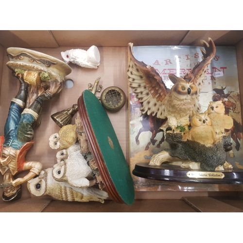 462 - A mixed collection of items to include Resin Owl figures,, continental ceramic figure, brass ware it... 