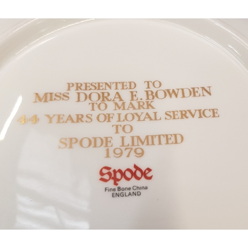 268 - Cased Spode fruit bowl presented to a loyal spode employee in 1979