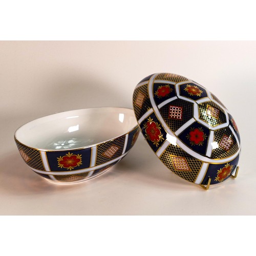 105 - Large Imari style egg shaped lidded pot, height 14cm, length 19cm. (Please note this in not a genuin... 