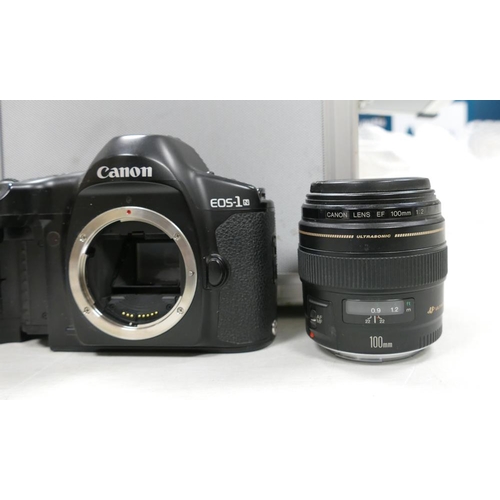 190C - Canon EOS-1n vintage film camera with EF-100mm Ultrasonic lens, , E1 Power Drive & Aluminium Flight ... 