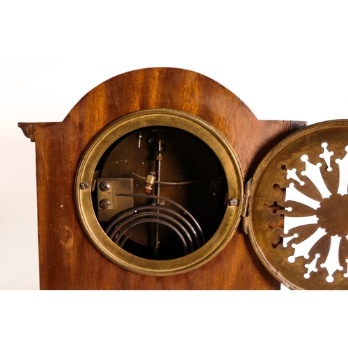 374 - A Barnett Henry Abrahams Late 19th Century Bracket Clock, movement marked 'B.H.A', serial no. 22070.... 