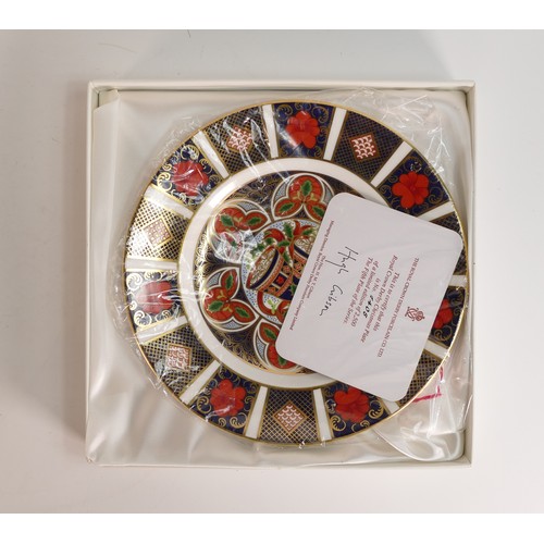 50C - Royal Crown Derby 1995 Imari Christmas plate, d.21cm, boxed with certificate.