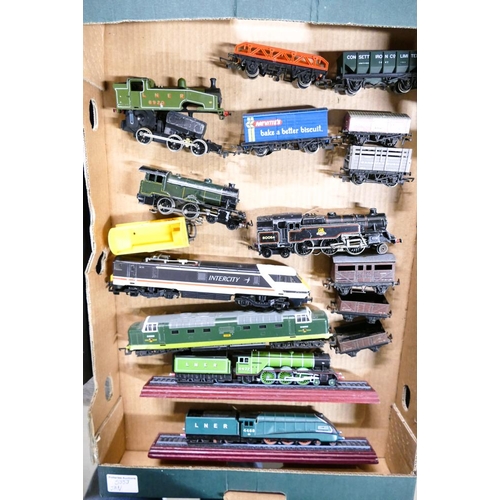 533J - A Collection of Model Railway Models to include Hornby Intercity, Lima British Railways D9003, Tri-a... 